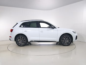Used Audi Q5 2024 for sale - 79253628: Photo