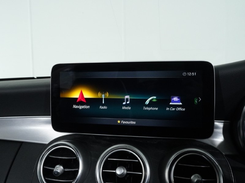 Used Mercedes-Benz C Class 2019 for sale - 77336037: Photo 24