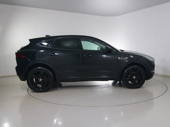 Used Jaguar E-Pace 2020 for sale - 76981019: Photo