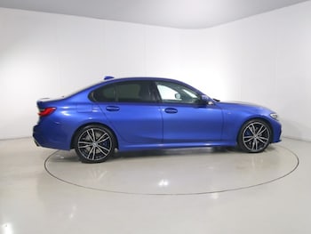 Used BMW 3 Series 2019 for sale - 79087902: Photo