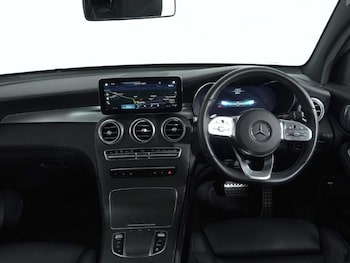 Used Mercedes-Benz GLC 2019 for sale - 77758762: Photo