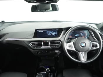 Used BMW 2 Series 2021 for sale - 79165401: Photo