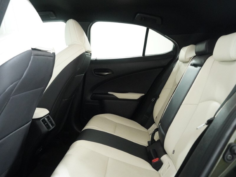 Used Lexus UX 2022 for sale - 77819290: Photo 16