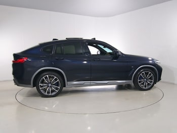 Used BMW X4 2018 for sale - 79232170: Photo