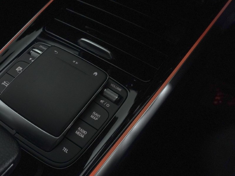 Used Mercedes-Benz GLB 2021 for sale - 77001361: Photo 26