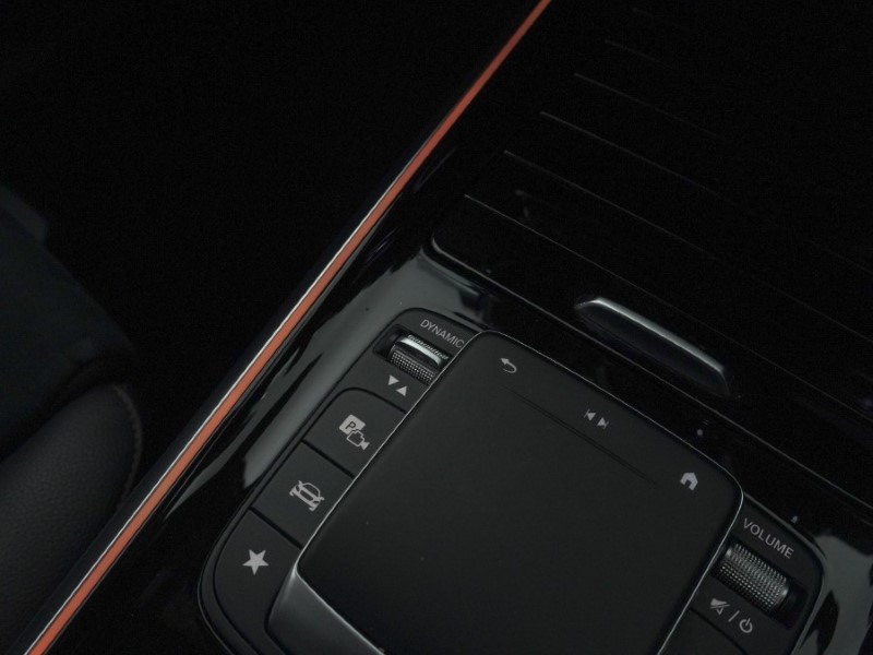 Used Mercedes-Benz GLB 2021 for sale - 77001361: Photo 30