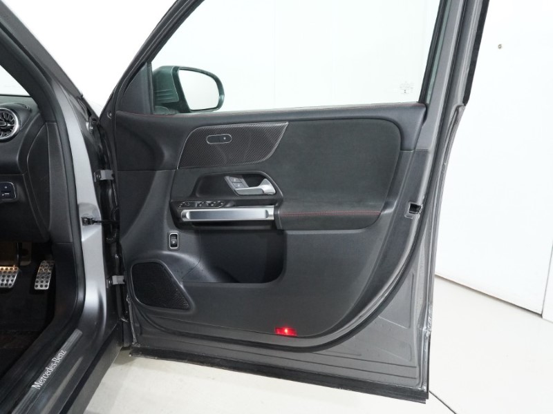 Used Mercedes-Benz GLB 2021 for sale - 77001361: Photo 42