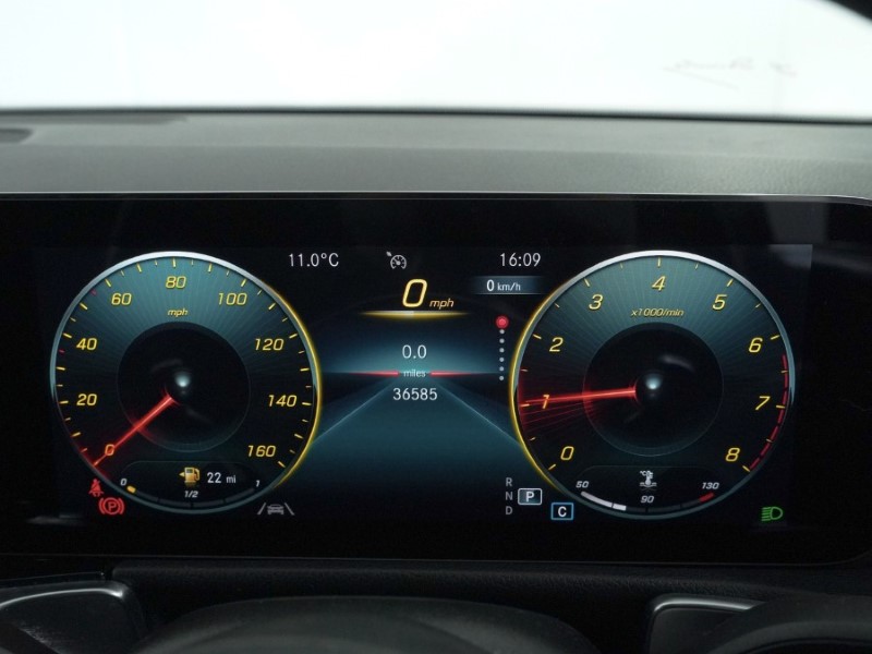 Used Mercedes-Benz GLB 2021 for sale - 77001361: Photo 9