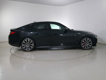 Used BMW 4 Series 2021 for sale - 78176007: Photo