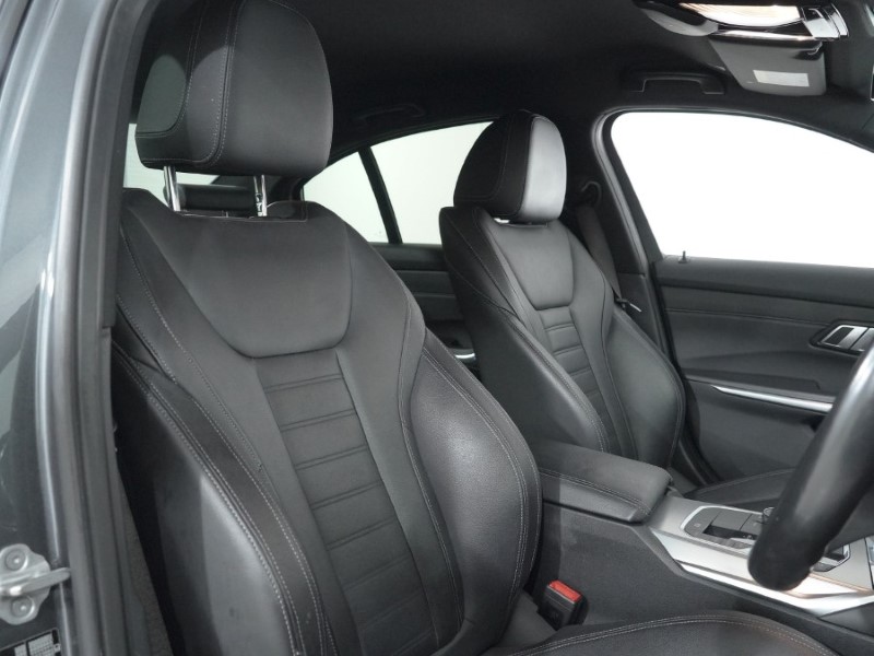 Used BMW 3 Series 2021 for sale - 77945577: Photo 11