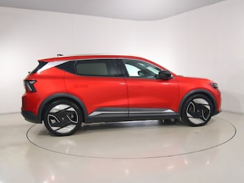 Used Renault Scenic E-Tech 2024 for sale - 79253633: Photo