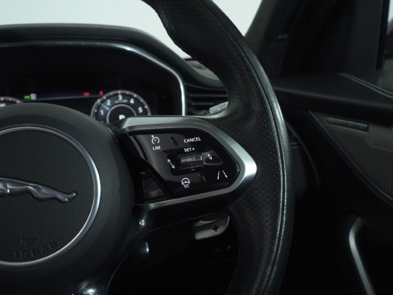 Used Jaguar F-Pace 2021 for sale - 77151618: Photo 33