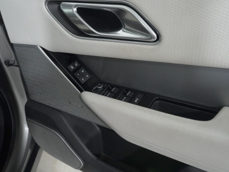 Used Land Rover Range Rover Velar 2017 for sale - 77742716: Photo 42