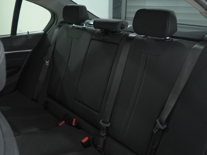 Used BMW 3 Series 2017 for sale - 76982311: Photo 12