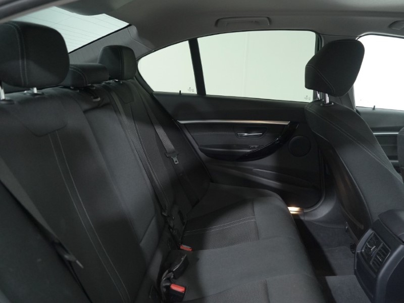 Used BMW 3 Series 2017 for sale - 76982311: Photo 26