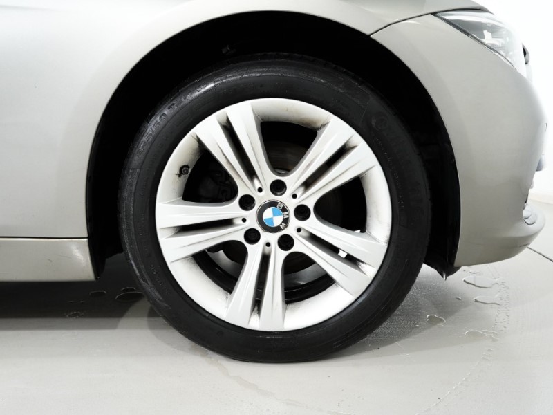 Used BMW 3 Series 2017 for sale - 76982311: Photo 32