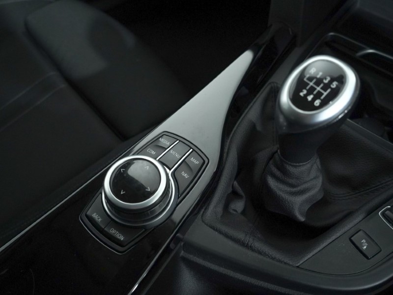 Used BMW 3 Series 2017 for sale - 76982311: Photo 40