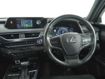 Used Lexus UX 2020 for sale - 79071175: Photo