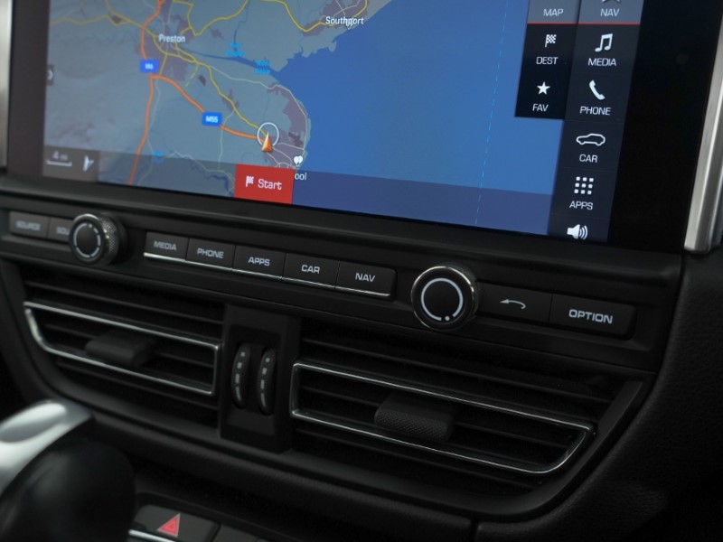 Used Porsche Macan 2020 for sale - 78093013: Photo 19