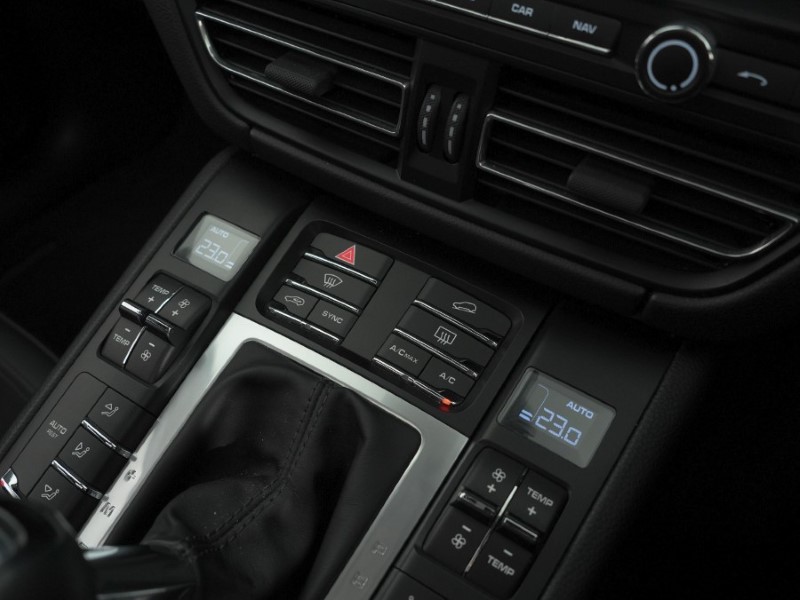 Used Porsche Macan 2020 for sale - 78093013: Photo 20