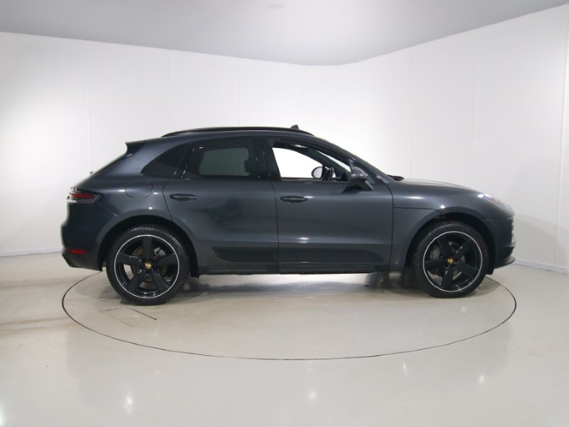Used Porsche Macan 2020 for sale - 78093013: Photo 3