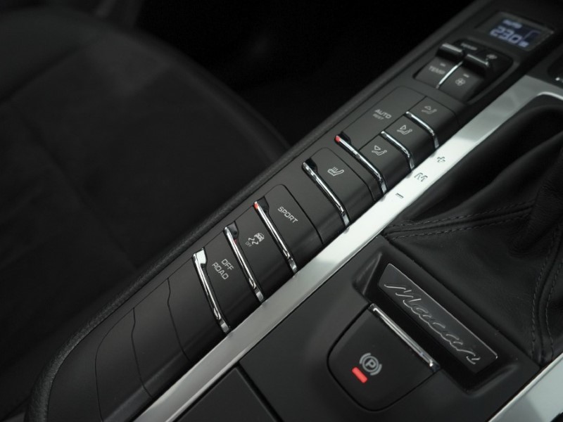 Used Porsche Macan 2020 for sale - 78093013: Photo 50