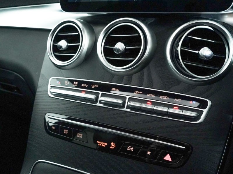 Used Mercedes-Benz GLC 2020 for sale - 77300578: Photo 35