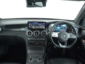 Used Mercedes-Benz GLC 2020 for sale - 77300578: Photo