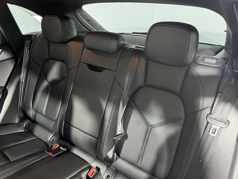 Used Porsche Macan 2020 for sale - 77532231: Photo 12