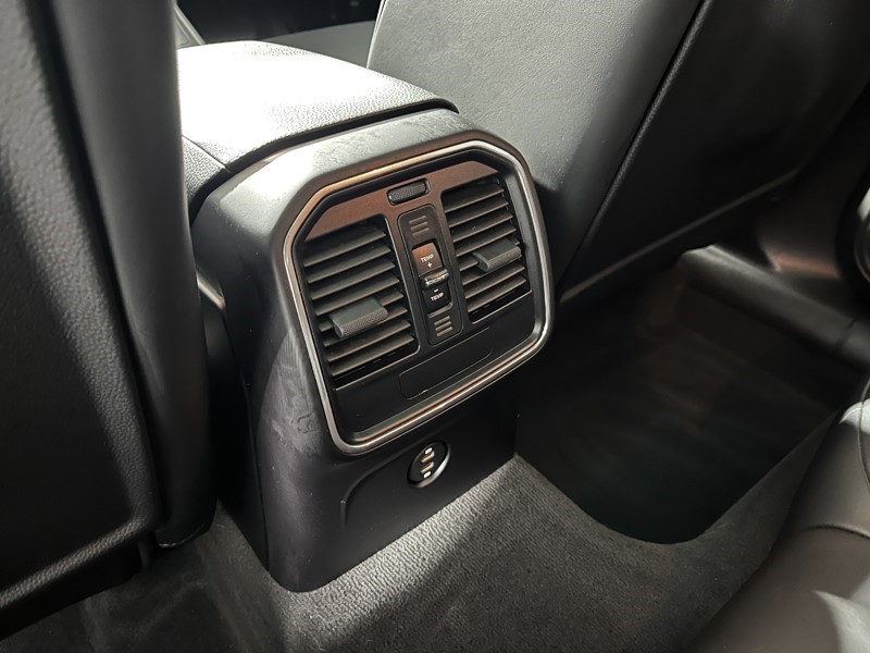 Used Porsche Macan 2020 for sale - 77532231: Photo 38