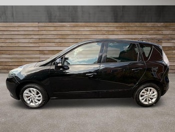 Used Renault Scenic 2014 for sale - 79361845: Photo