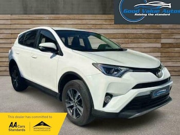 Used Toyota RAV4 2017 for sale - 79401515: Photo