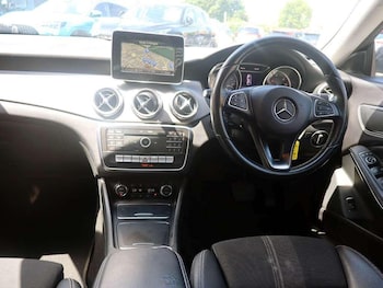 Used Mercedes-Benz GLC 2016 for sale - 79106431: Photo