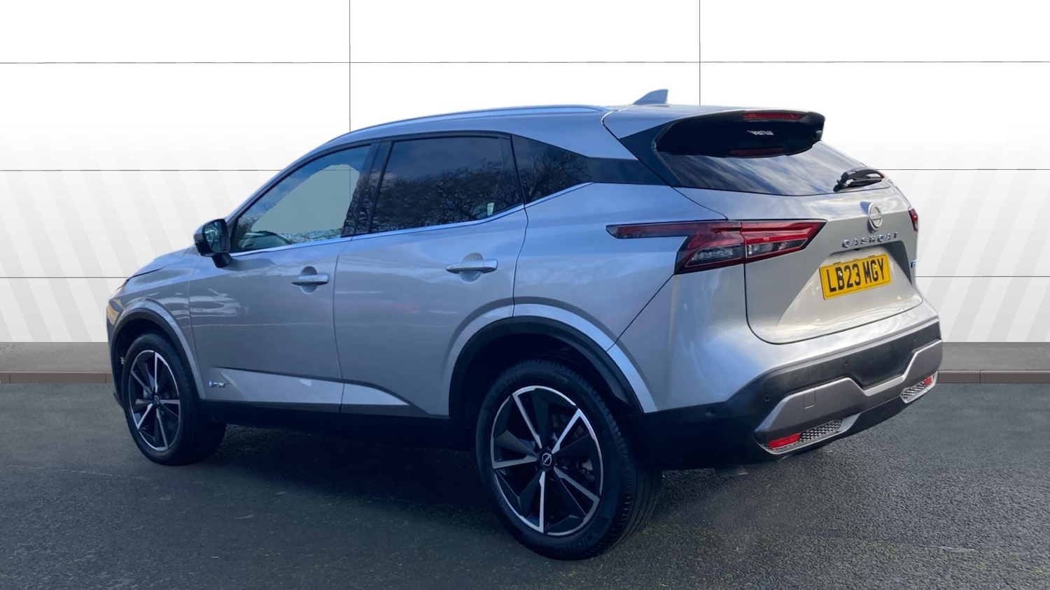 Used Nissan Qashqai 2023 for sale - 77363259: Photo 2