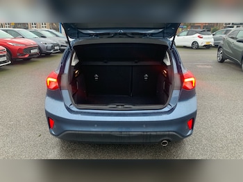 Used Ford Focus 2018 for sale - 77492475: Photo