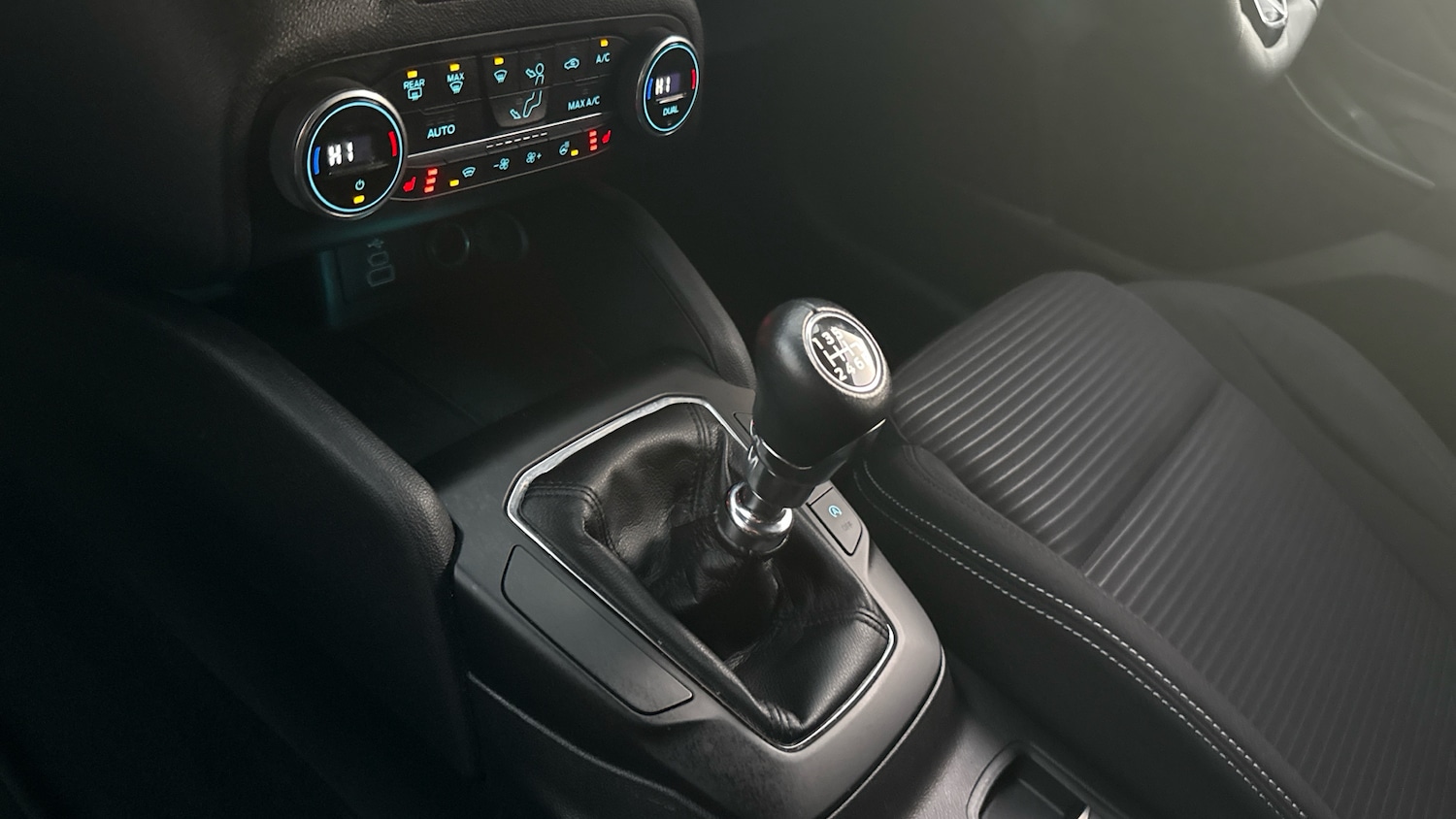 Used Ford Focus 2022 for sale - 76614664: Photo 13