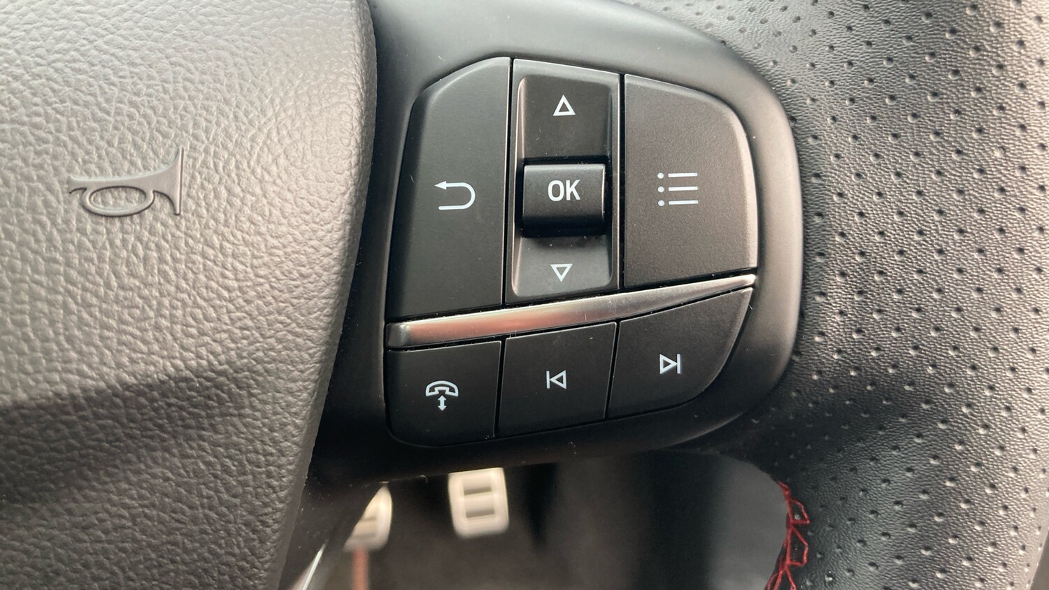 Used Ford Kuga 2025 for sale - 76948877: Photo 38