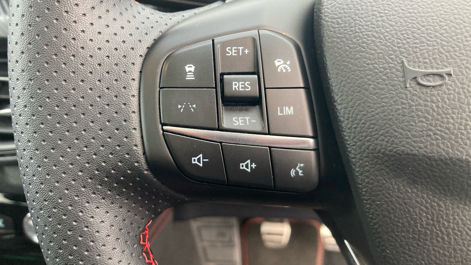 Used Ford Kuga 2025 for sale - 76948877: Photo 39