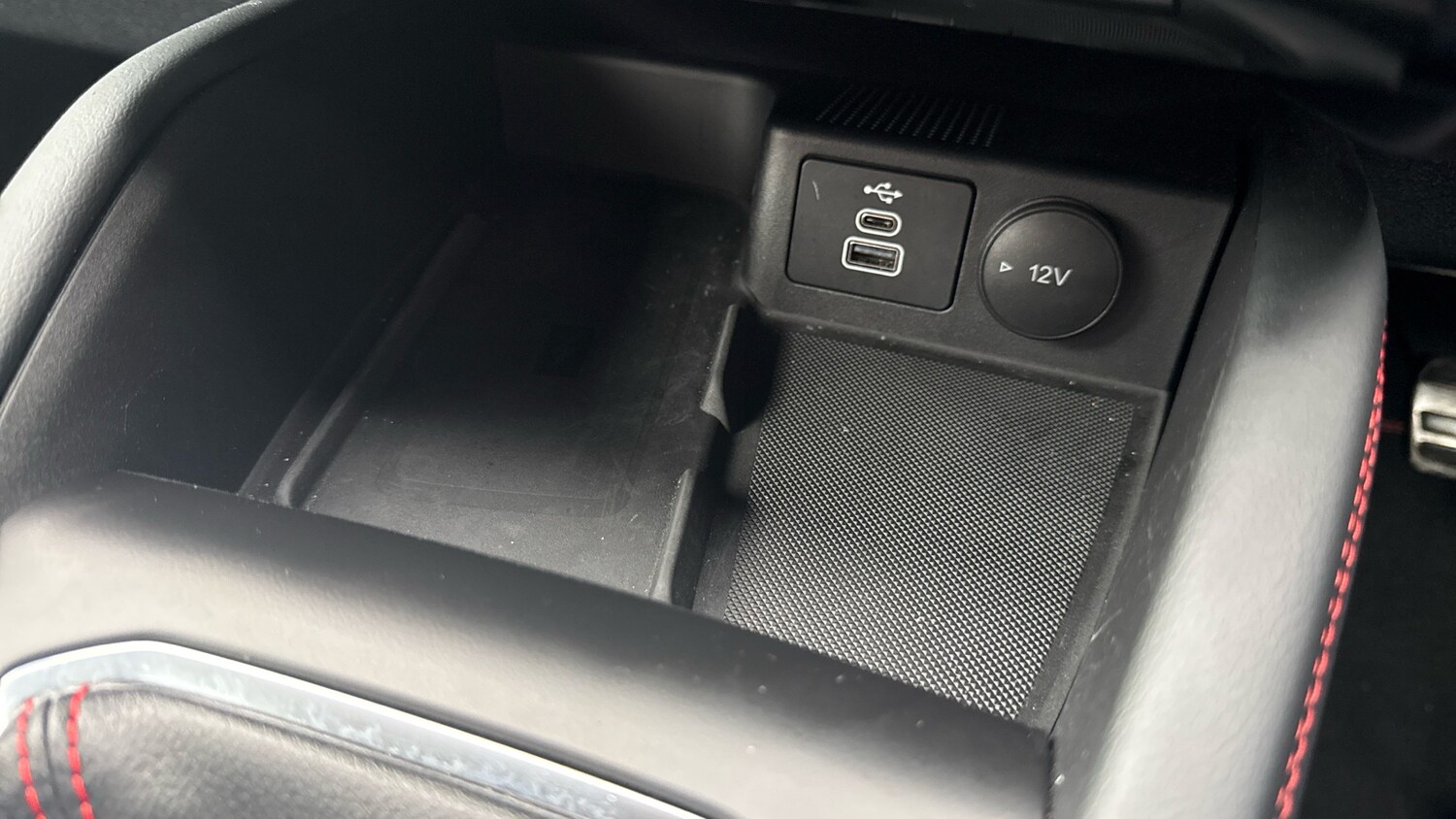 Used Ford Kuga 2025 for sale - 76272374: Photo 21