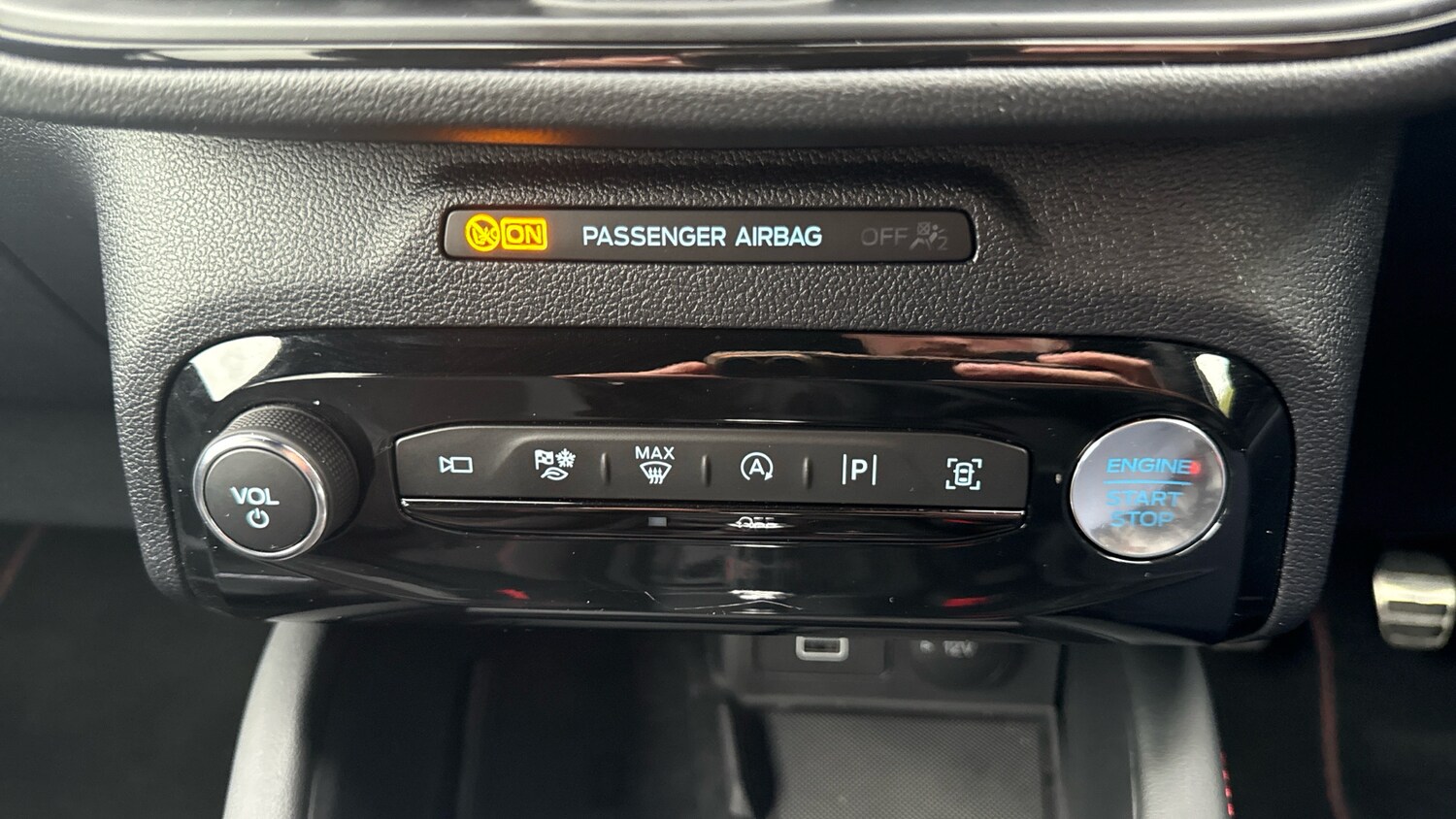 Used Ford Kuga 2025 for sale - 76272374: Photo 23