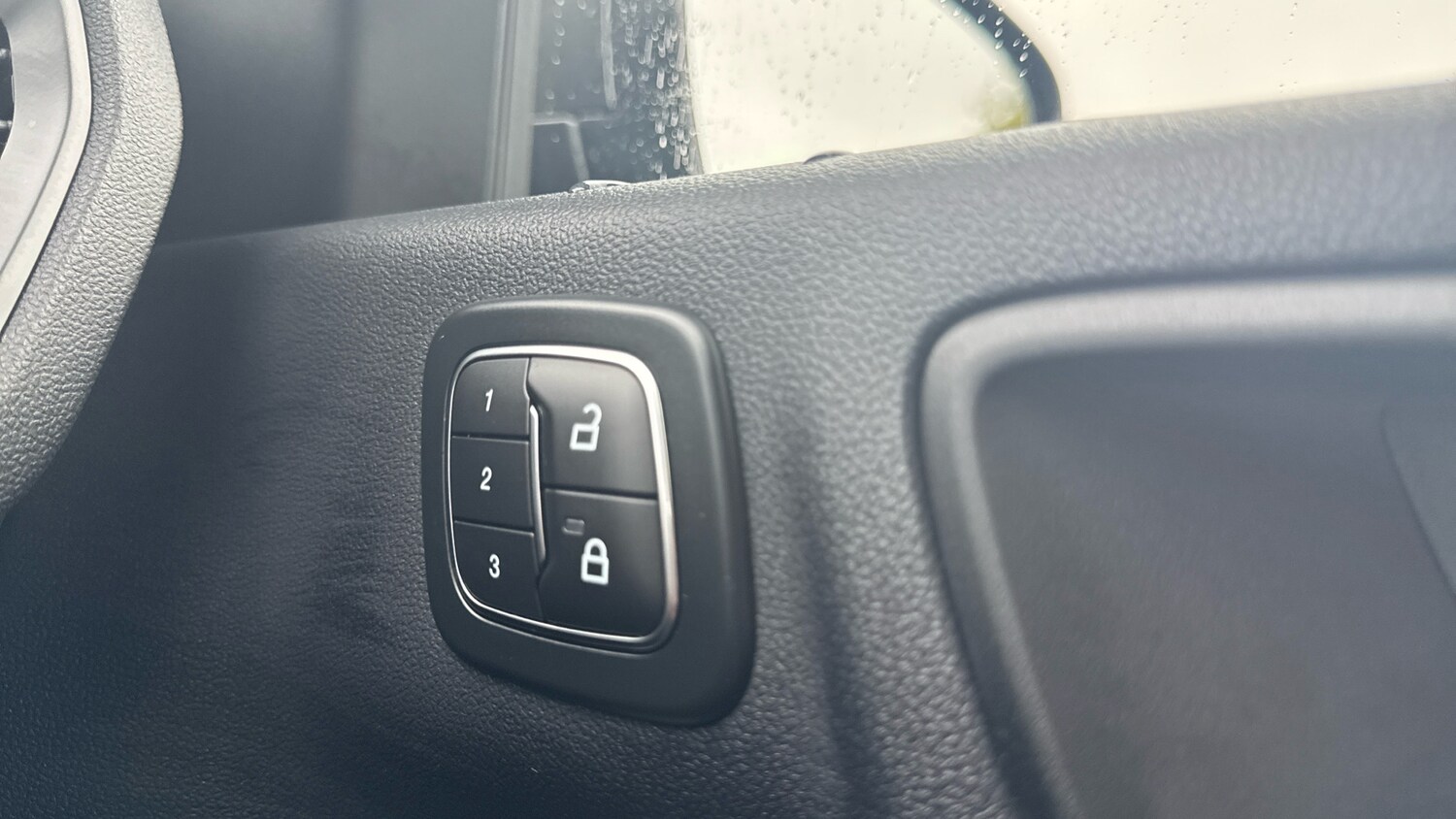 Used Ford Kuga 2025 for sale - 76272374: Photo 35