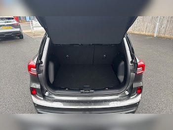 Used Ford Kuga 2025 for sale - 76272374: Photo 4
