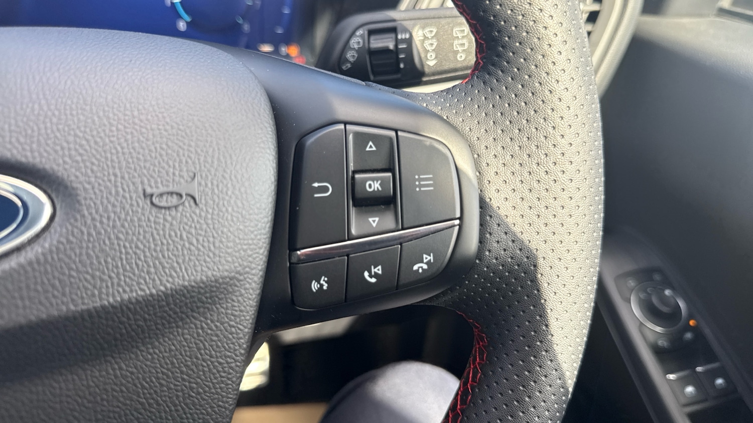 Used Ford Kuga 2023 for sale - 78109146: Photo 32