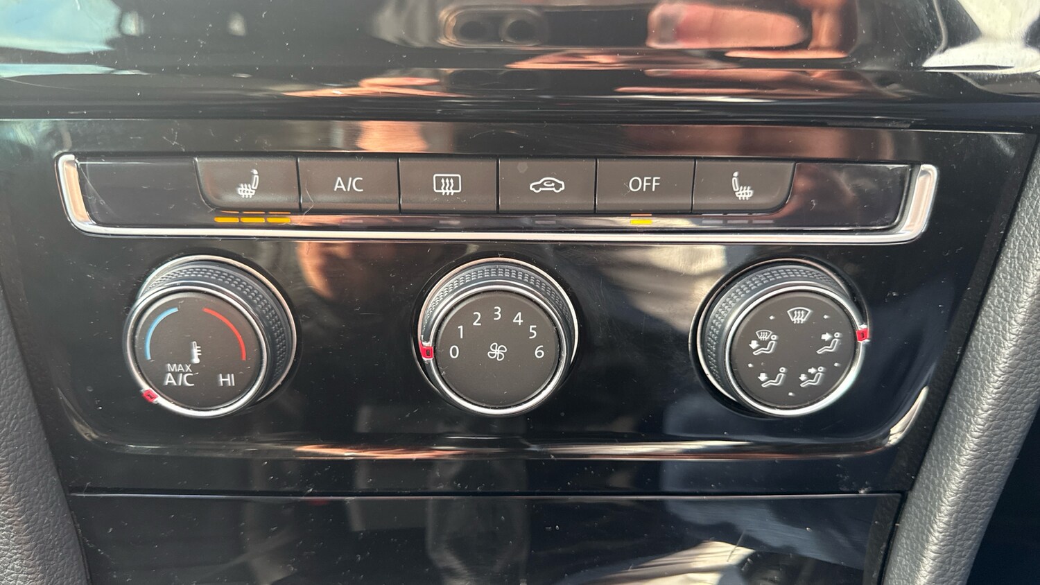 Used Volkswagen Golf 2014 for sale - 76374031: Photo 24