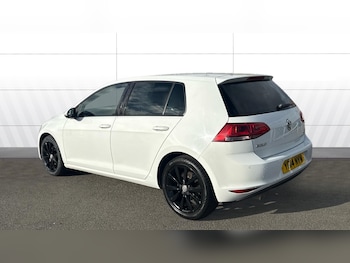 Used Volkswagen Golf 2014 for sale - 76374031: Photo