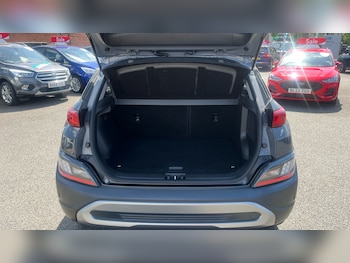 Used Hyundai KONA 2023 for sale - 79216434: Photo