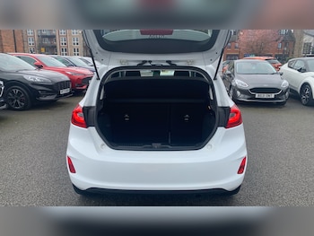 Used Ford Fiesta 2017 for sale - 78045414: Photo