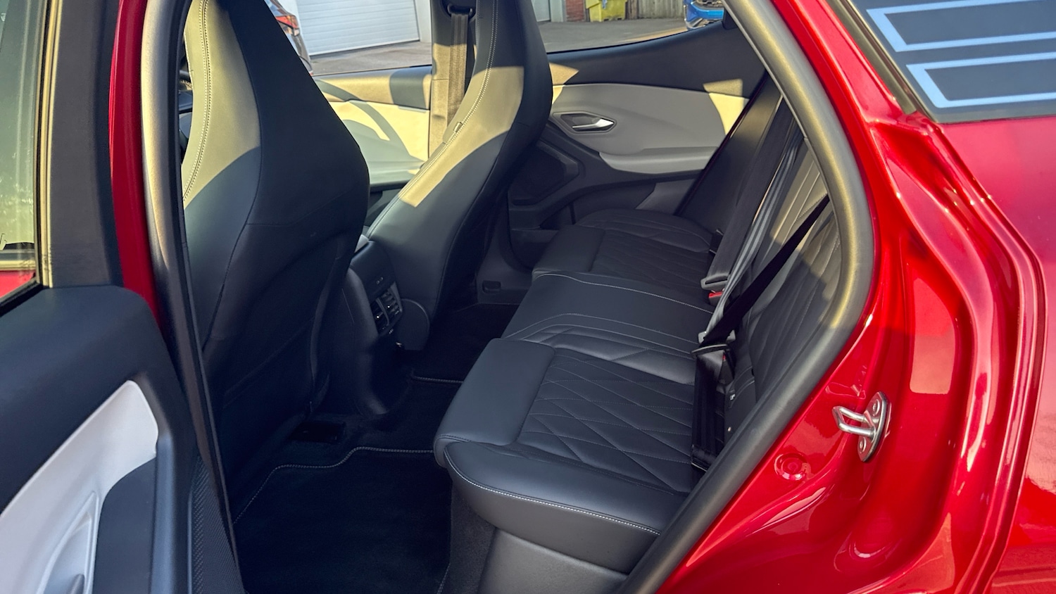 Used Ford Explorer 2024 for sale - 77985194: Photo 16