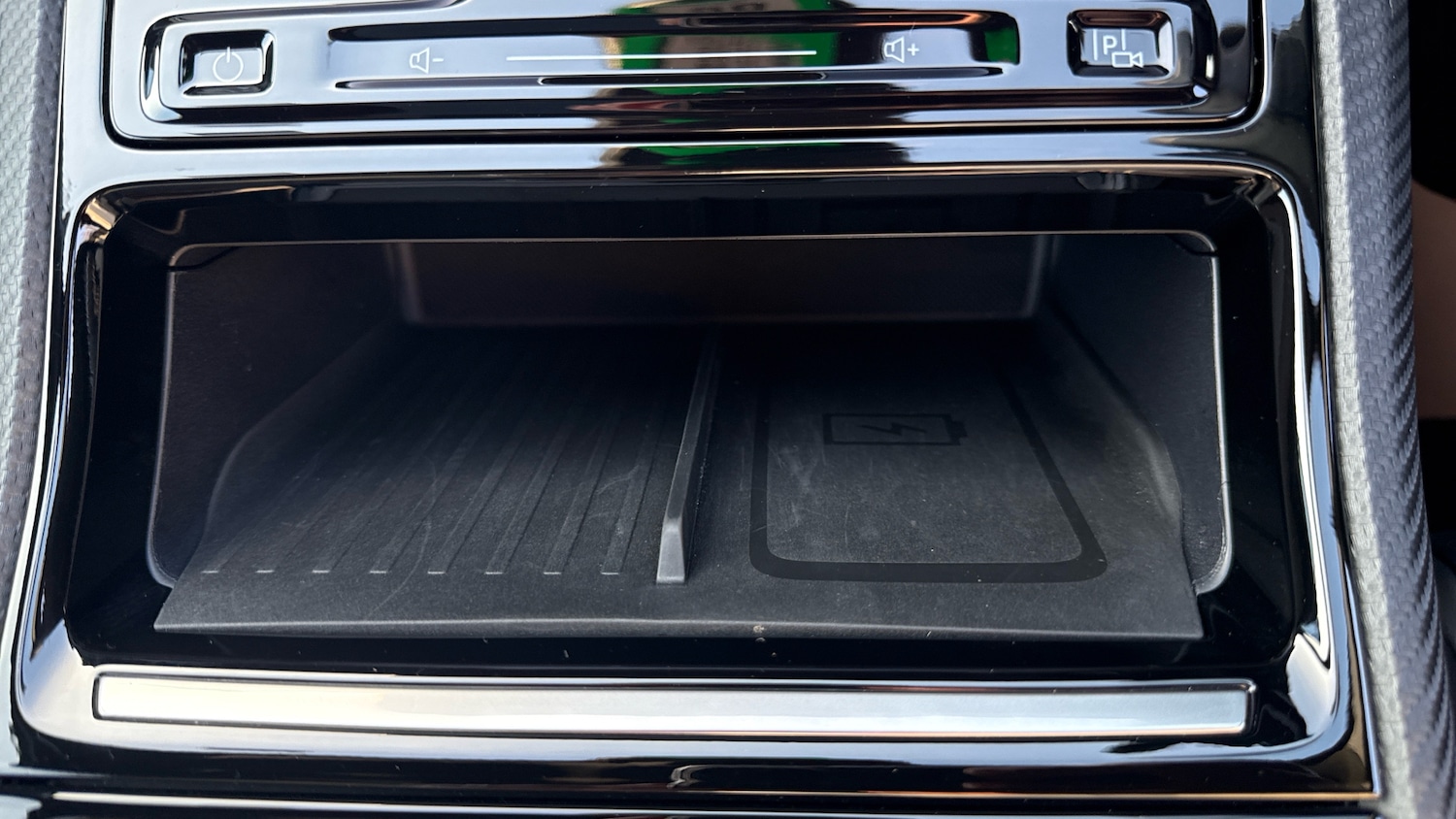 Used Ford Explorer 2024 for sale - 77985194: Photo 24