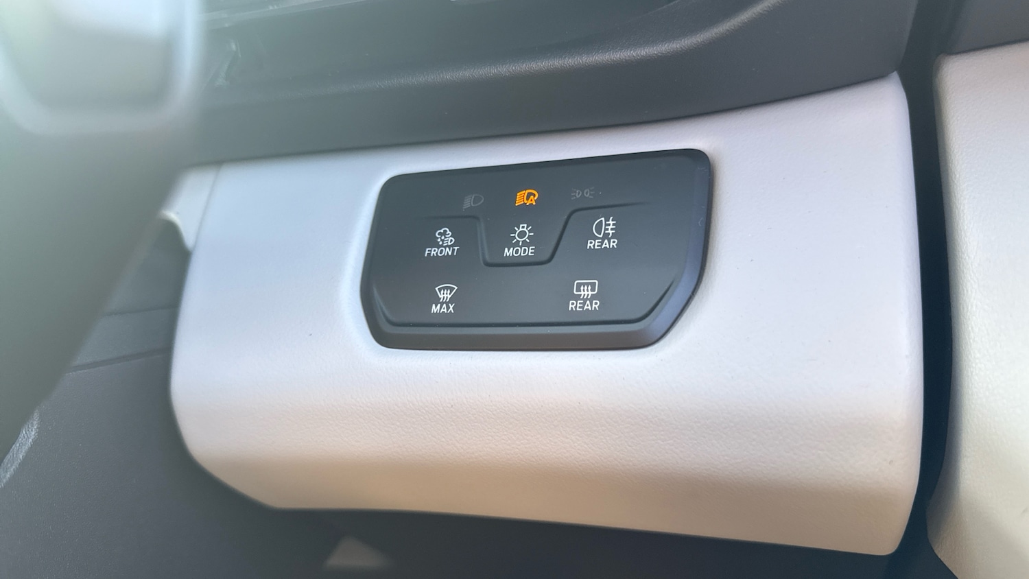 Used Ford Explorer 2024 for sale - 77985194: Photo 31